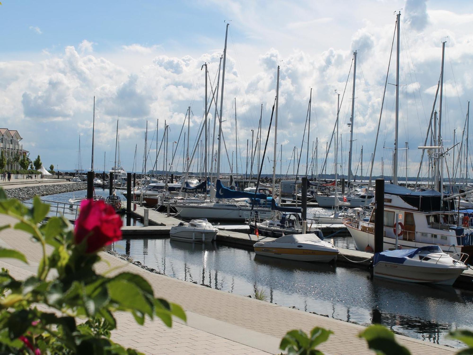 Peaceful Apartment In Ostseebad Boltenhagen With Terrace Exteriör bild